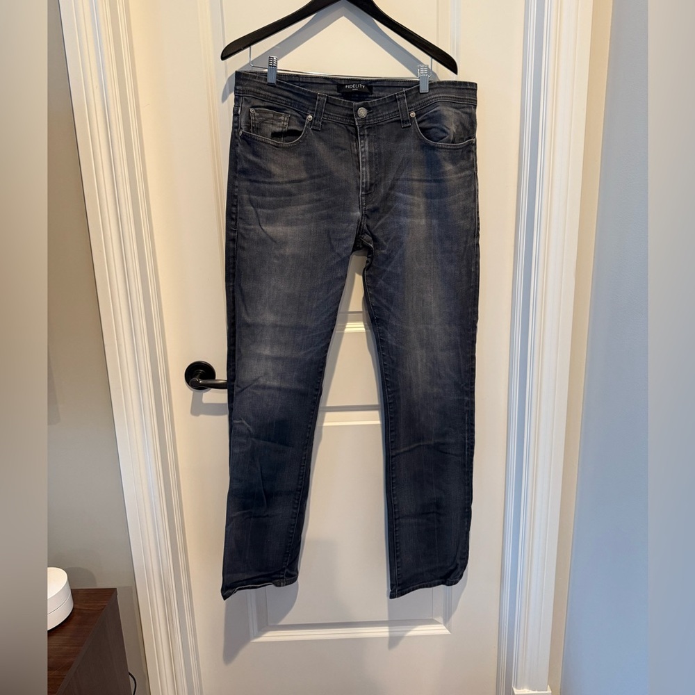Fidelity Men's Dark Gray Straight Jeans